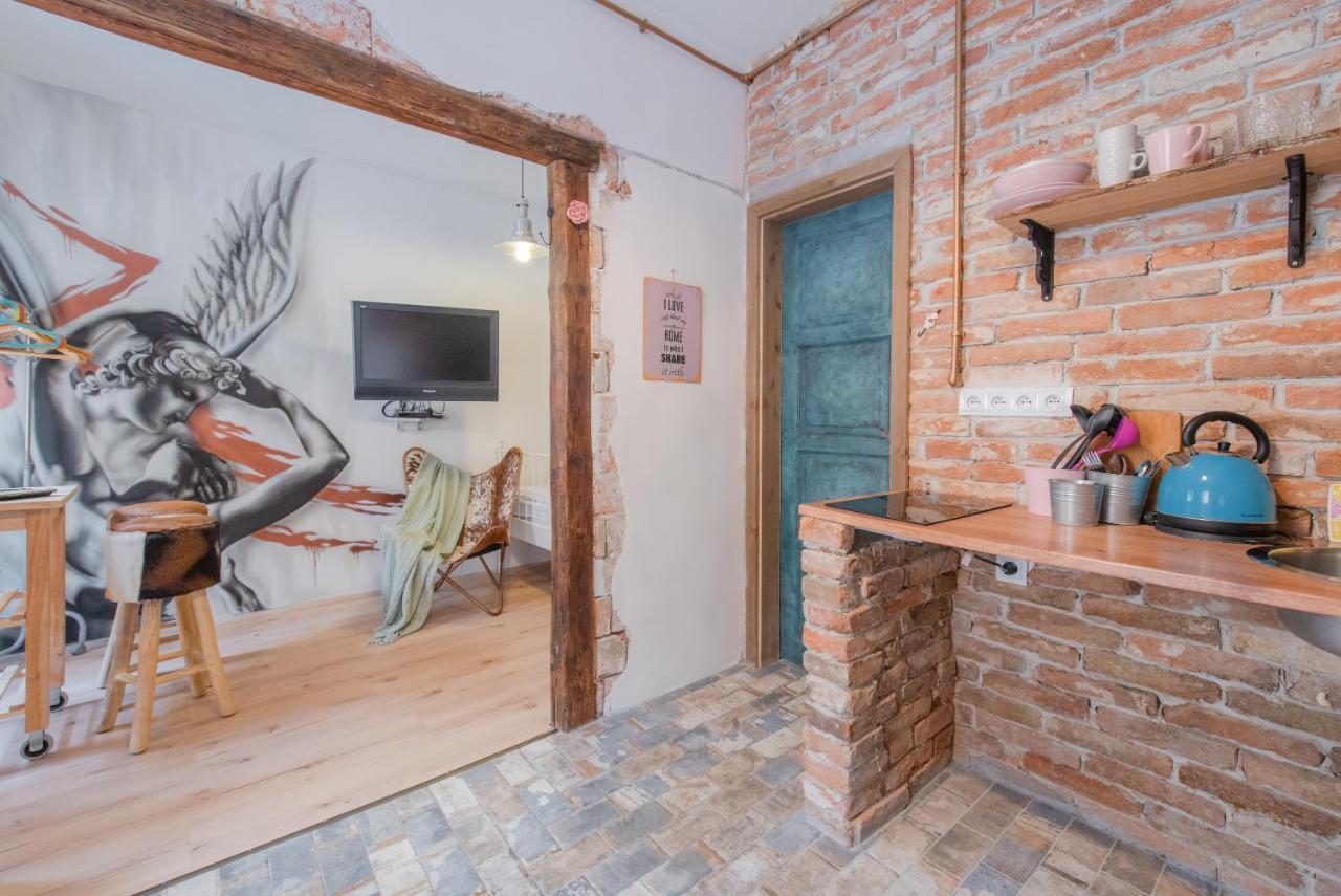Accommodation At The Zeus Apartment Bratislava Exteriér fotografie